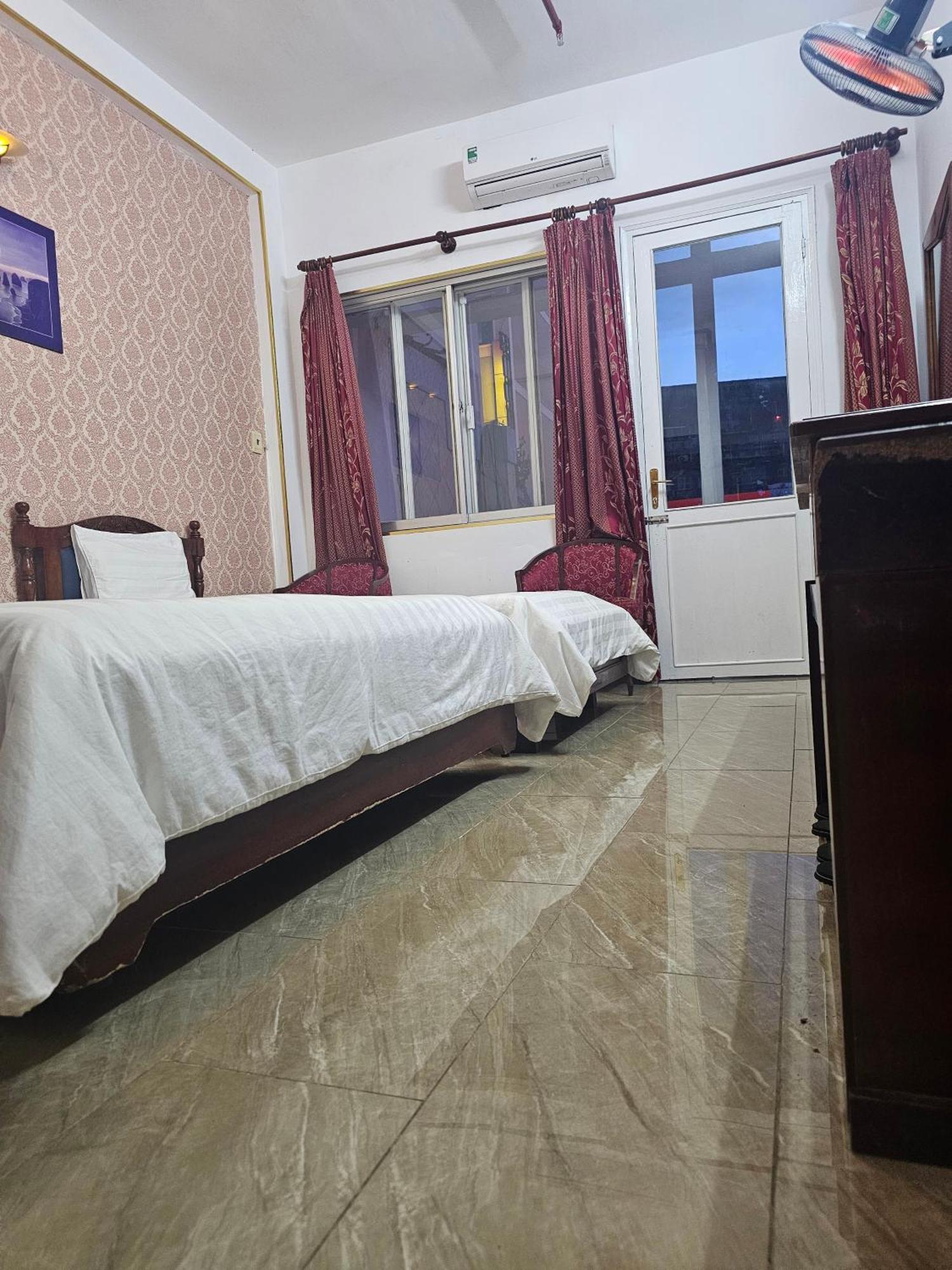 Khach San Trung Mai Hotel Ho Si Minh-város Kültér fotó